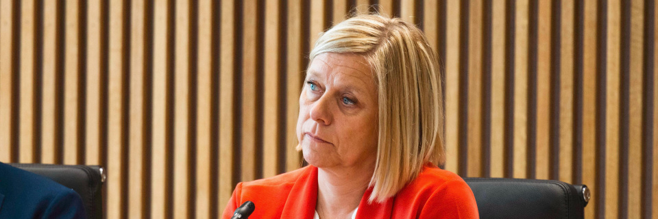 Groupe Socialiste du Parlement de Wallonie - Titres-services : le PS somme le Ministre Jeholet de respecter ses engagements